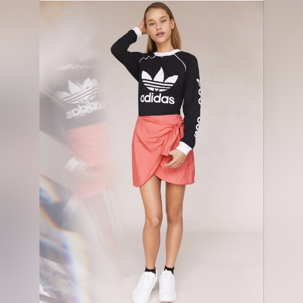 NEW Urban Outfitters Irridescent Wrap Skirt - Small